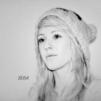 · R0$A · (@beedofrosees) 's Twitter Profile