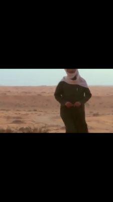 ‏عاشق عيونك لو اسولف مع الناس 
 قلبي معك وعيون قلبي ٺشوفك
