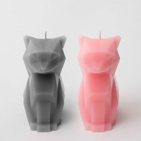 We're two sisters; at first we're candles when you first greet us. Pick us up well...then you're in for a treat~ Shecats, Single. Theme: Little Clown by PhemieC