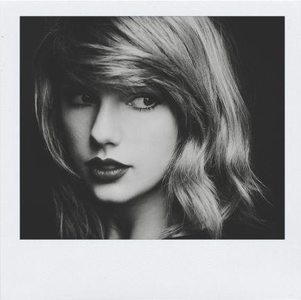 18//♡Come in with the rain//Haunted//Enchanted♡