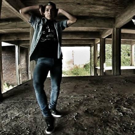 LuucianoRol's profile picture. Bailar es soñar con los pies.