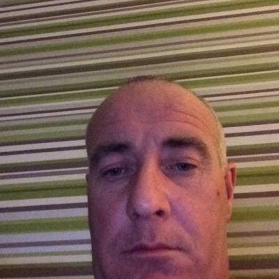 daryljameswood's profile picture. hates Arsenal