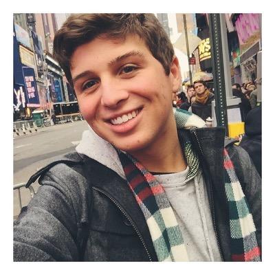 laynesecrets's profile picture. http://t.co/bcaEhrDbUC