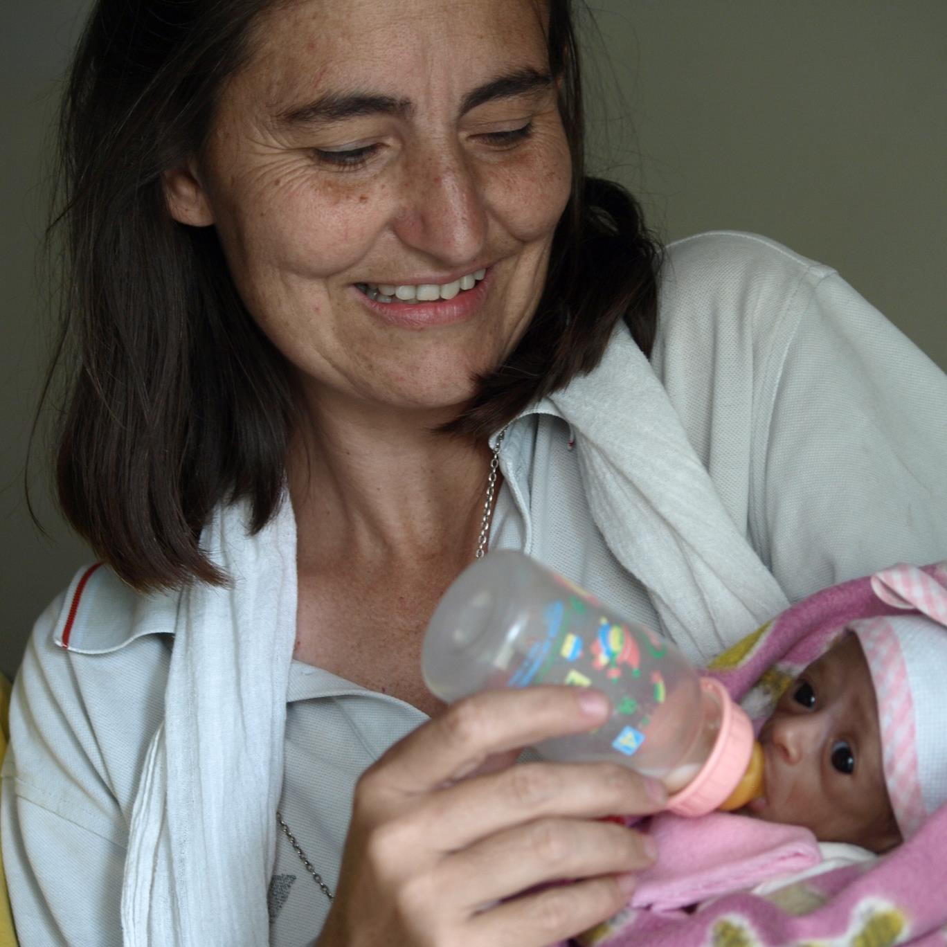 Salesiana, misionera en Etiopia durante 11 años y ahora entrelazando mundos en España con el voluntariado, las matemáticas  y las TICs a vueltas!