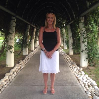 primary school teacher, mum of 2 and military wife