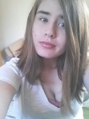 Hi, I'm izzy, I like anime,music,reading,and hanging with my family and friends. I'm 14 and a freshman in high school.