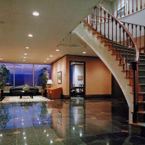 U.S Commercial Cleaning Services, a commercial cleaning company that services the Tri-State specializing in retail, restaurants and corporate office maintenance