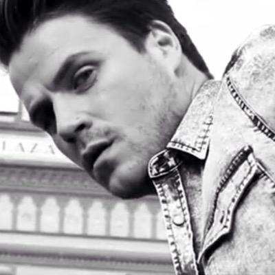 Club de Fans OFICIAL Dani Martín Navarra Contacto: danimartinavarra@hotmail.com Instagram: danimartin_navarra