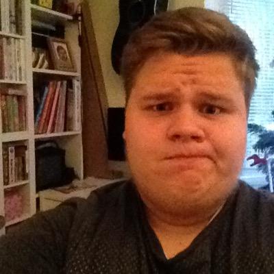 simonmasa5's profile picture. ✌️