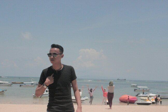 ardiansyahfg's profile picture. @LFC | Famous Kopites | Tourism Marketing Management , Indonesia University of Education