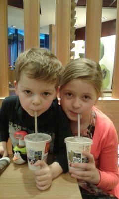 9f78dca2054f41f's profile picture. 