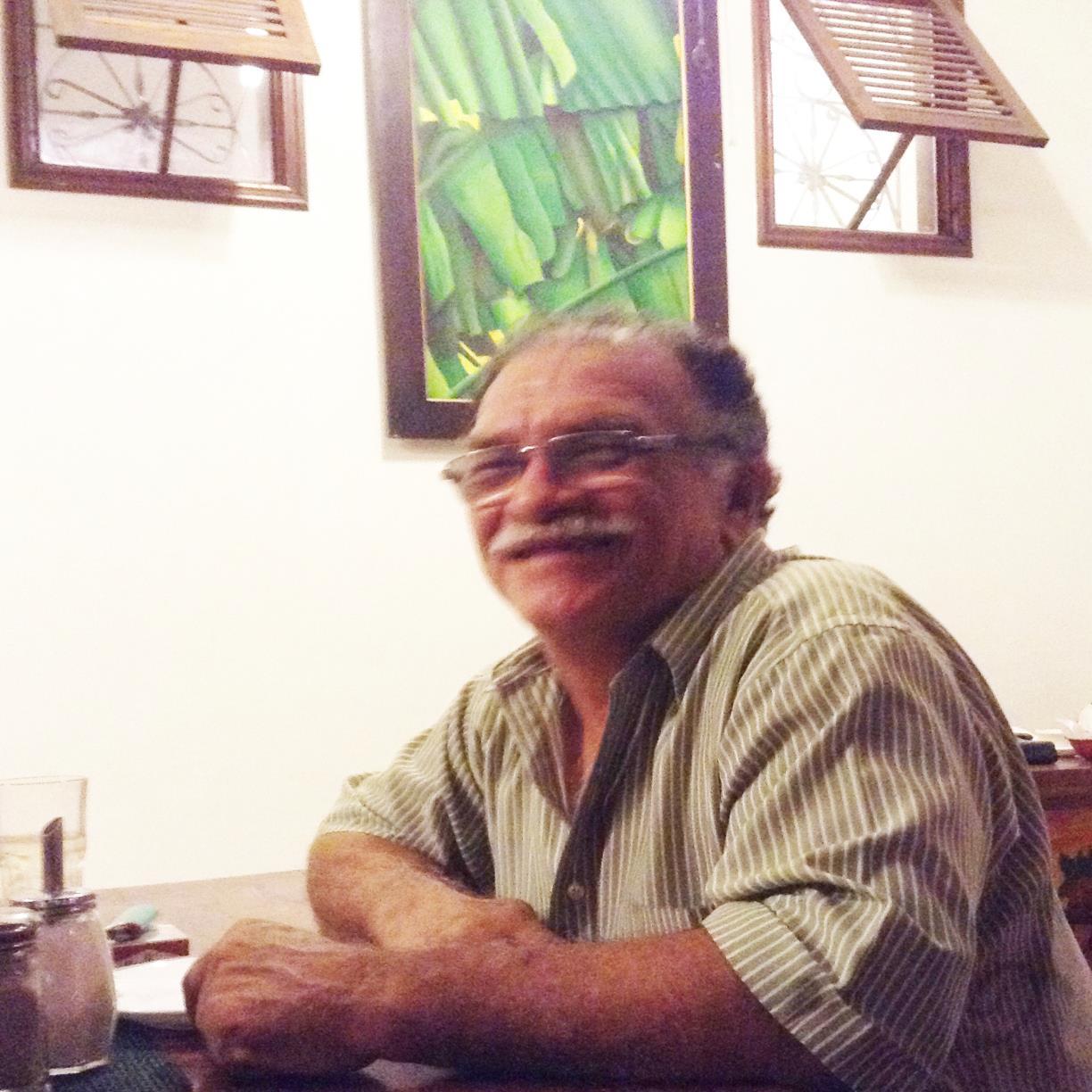 Odontólogo-Agricultor-Pataconero