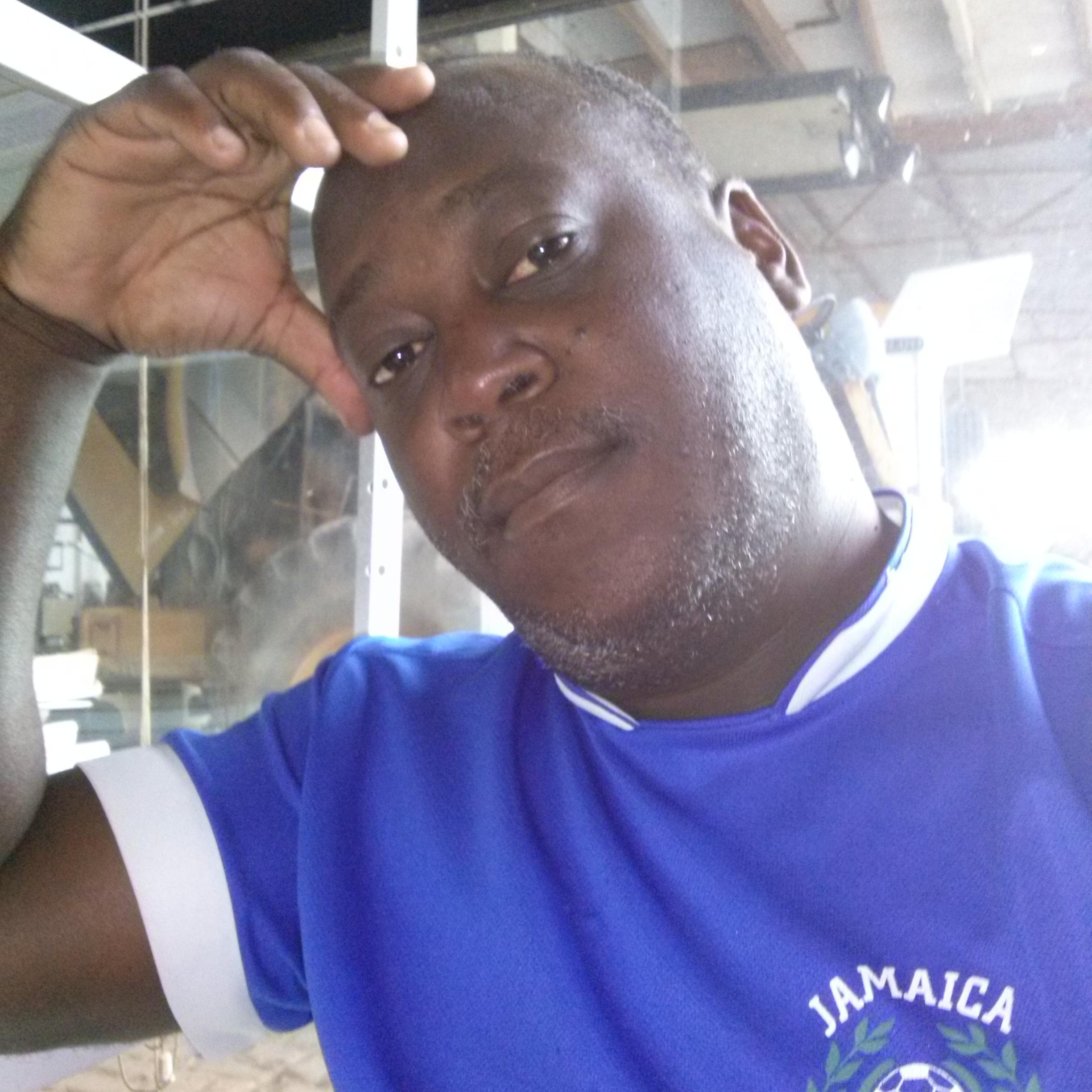 Binho42Baiano's profile picture. 