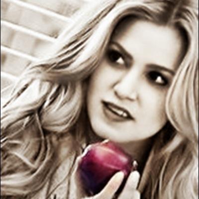 vampire from forks washington RP +18 this isnt a life i would of chosen for myself i was 18 when i got turned