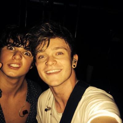PLEASE FOLLOW @adoringgeorge