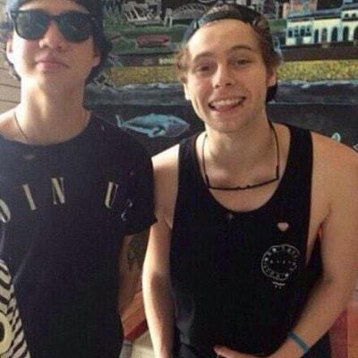 UPDATE ACCOUNT FOR EVOLUTION OF 5SOS VID