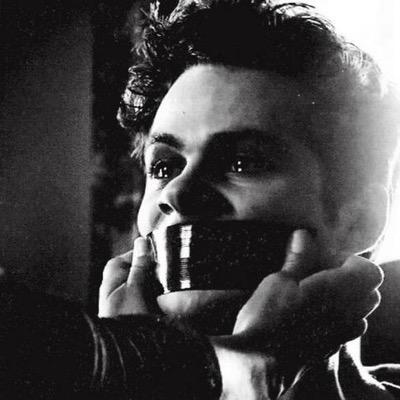 »Are you threatening us?« 
[RP:TW.S3B:Descriptive]