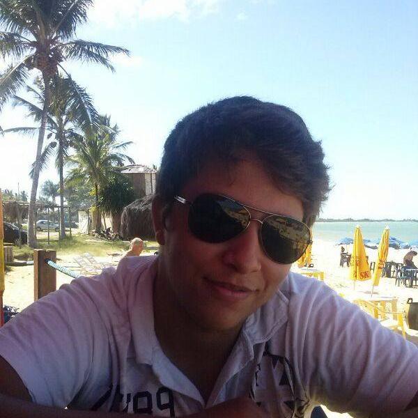 Founder AbsolutFxCapital Educational, Private Brazilian Fund, Fx & Rates, Biomedic, Cinephile and Libertarian