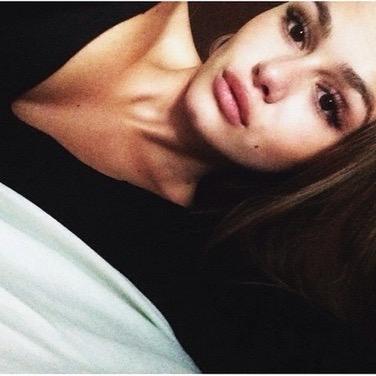 soumise.