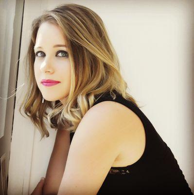 JaynieH23's profile picture. Durbanite living on Mud Island, in love with an Englishman. Passions~Family,friends,travel,music,photography. Sharks & Bok Rugby fan. Music is my happy place!