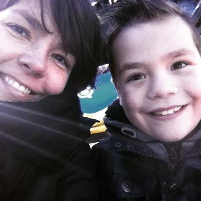 Tienonline's profile picture. kleding styliste bij rinsmafashionplaza