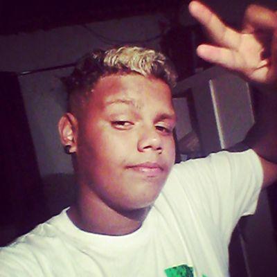 - Deus Em Primeiro Lugar/