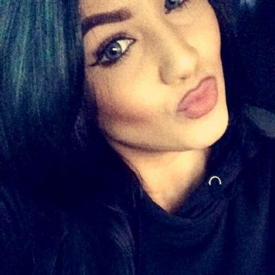 instagram : syeda20 snapchat : tuly21