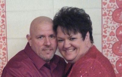 I AM HAPPILY MARRIED TO MY HIGH SCHOOL SWEETHEART AND WE HAVE 3 AWESOME KIDS.LIFE IS GOOD!!!!
