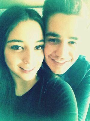 cemalburak2's profile picture. bir çaya bir sigaraya muptelayım bu sıra