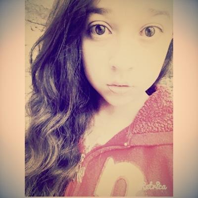 hanniafiesol's profile picture. Lo que mas amo? Skrillex y Los juegos del hambre:') #skrillera #tributo