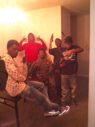 LongLive44 LongLiveSplash