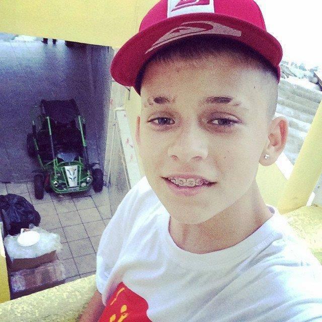 Olá aqui é um fã club do peeh ♥PEH TE AMO♥