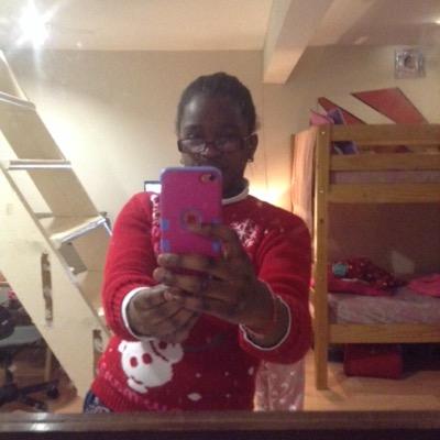 love to tweet everyday
love celebs