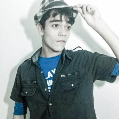 cuenta parodia de @theArgenis_jose
