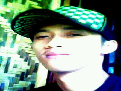 quezraden's profile picture. 