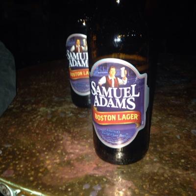 TheBigBeej's profile picture. 