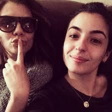 Im surviving with @_TaraTWD_ I love her, I already lost my father and my sister @BurdenGreene i cant let Tara be next