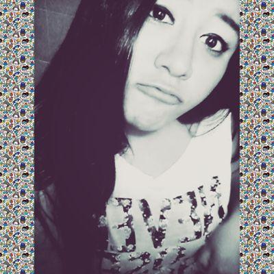 Soy Real ,No Perfecta ,   soy BELICTIONER , de argentina , miro hora de aventura ,  y no me importa la opinion de nadie , soy como soy