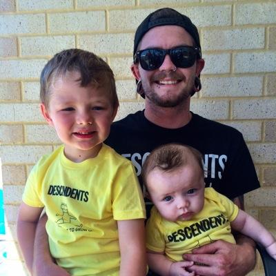 benplaysmusic's profile picture. I play guitar and song songs.
the Decline. House Arrest.
Punk rock. Vegan food. Beer.