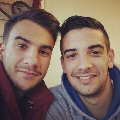 JaimeCarmonaM's profile picture. Levantarte no es una opcion, es obligatorio.