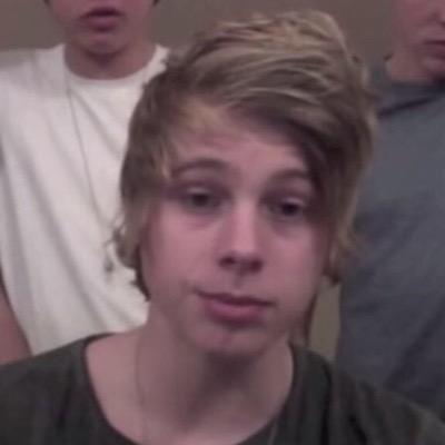 follow @antihopeful and ask for a dm to 5/4 :)