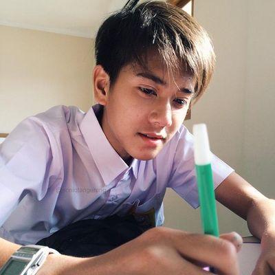 SoniQ!! @iqbaale's