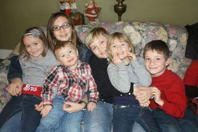Married with 6 children. Retail and sales. Atlanta Braves, Auburn Tigers.