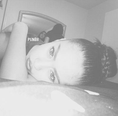 ‘‘ im not interested in being liked   ''♛		 l0l bi     										❥ single |rp | not the real gorl