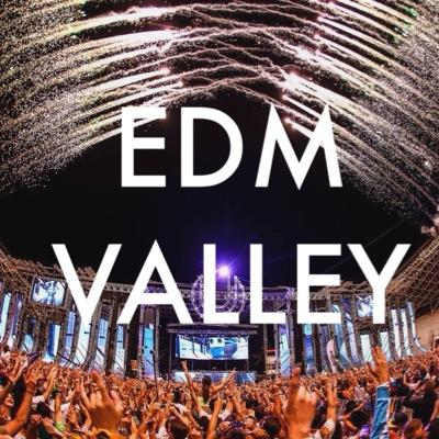 Welcome to EDM Valley, Daily uploads of featured and unreleased tracks ~ Quality Tracks for you to hear! ~ Submit promos - edmvalleypromo@gmail.com