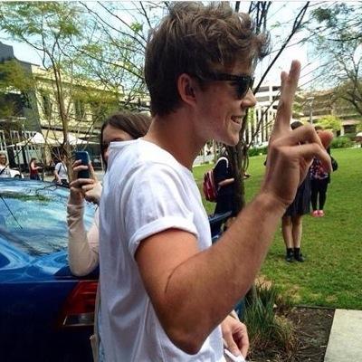 free follow from @hqirwin ! please follow bc she fb!!