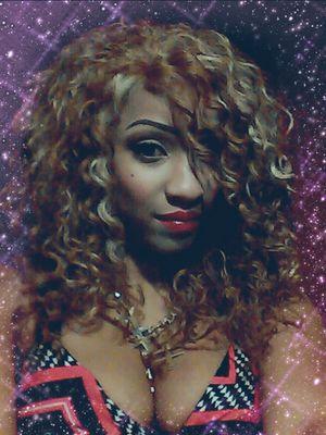 🇪🇬🇵🇷 proud mother to a beautiful princess,  hip hop dancer, model, makeup 💄 lover and comic book geek.