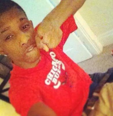 i jus cash out on shit baby follow me on ig@longlivejowyn