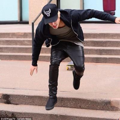 @bieberillicit