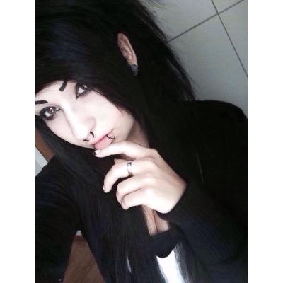 my names alyssa used to go by alyssa eats children|| 16 yrs old